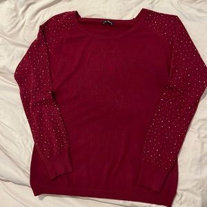 Vila Milcamo maroon sweater with rhinestone type accents on sleeves.